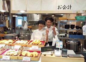  NEOPASA静岡 上りフードコートの画像