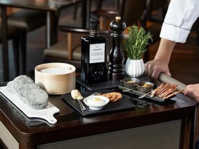 タワーズ（ザ・リッツ・カールトン東京）の画像