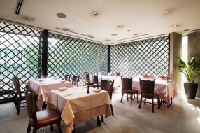 村上開新堂レストランの画像