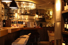 ワールドワインバーbyピーロート神楽坂店の画像