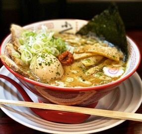 からみそラーメンふくろう引山店の画像