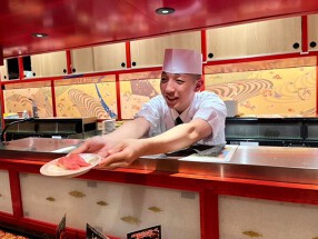 金沢まいもん寿司 吉川美南店の画像