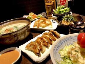 餃子松吉　西陣店の画像