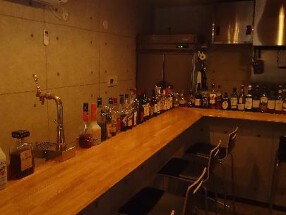 ＨＩＤＩＮＧ　ＢＡＲ　ＺＯＲＯの画像