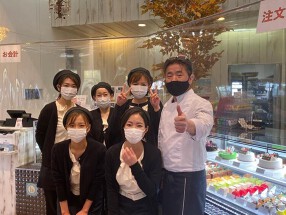 バニラの実 白木原店の画像