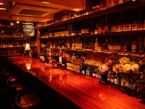 ｳｲｽｷｰ ＆ ｶｸﾃﾙ  Bar VICTORIAの画像