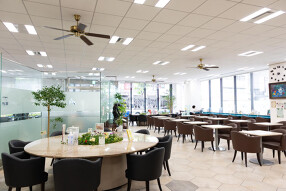 メンバーズカフェ　プラスワンの画像