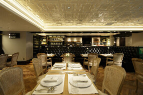 nano・universe The Oak Floorの画像