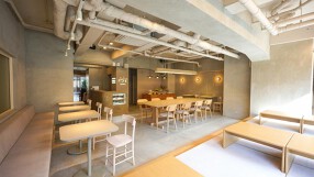 やおやのファミリーレストランの画像