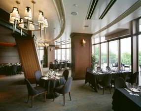 THE TOWER RESTAURANT YOKOHAMA　[007]の画像