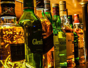 ゲームバー 冒険者ギルドの画像