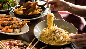 パリアッチョ 芝の画像