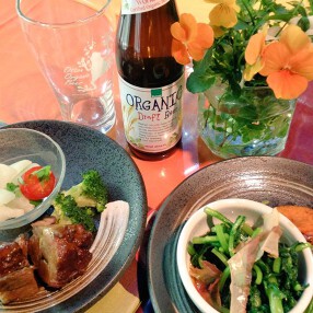 クレヨンハウス　レストラン・広場の画像