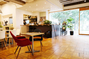 3331 cafe UBUNTUの画像