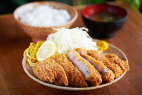 とんかつくるりんの画像