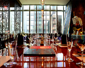 日本橋盤古殿の画像