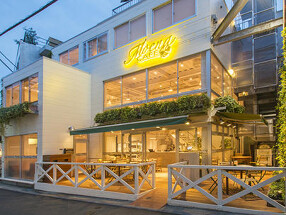 モエナカフェ　原宿の画像