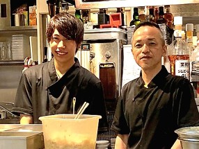 立呑み処 七津屋 京阪京橋（駅ナカ）店の画像