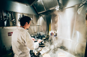 一盘菜 田中の画像