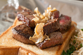 鉄板焼 おっとうの画像