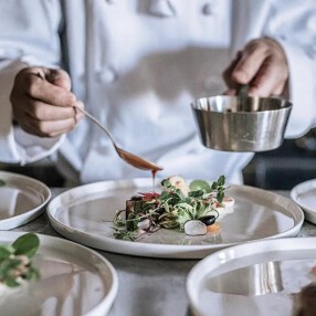 NEST by THE SEAの画像