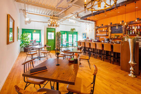 高原野菜とジビエがメインのカフェ＆バル！の画像