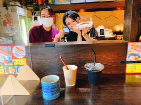 大正サロン髭とボヰンの画像