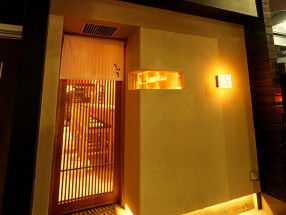 炭火焼鳥そかろの画像