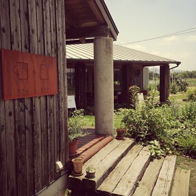 カフェとカバン の画像