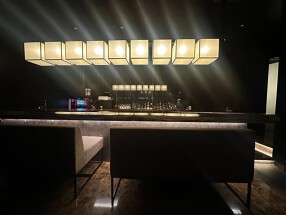 会員制バーの画像