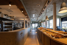 mills by truffle BAKERY 美濃太田店の画像