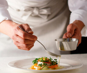 プラザ・アペア（グレイスホテル株式会社）の画像