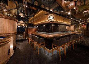 横浜　酒槽の画像