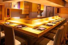 銀座 ゆかり〜紫〜の画像