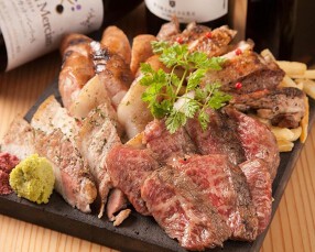 甲州肉炉端 炭とやまなし 茅場町本店の画像