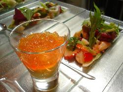 レストラン　トゥール　モンドの画像