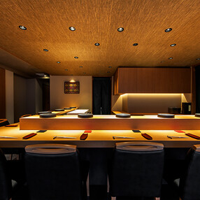 新宿 鮨 つむぎ/蟹 いおりの画像