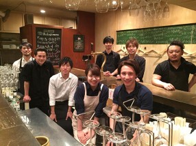 富士屋本店ワインバーの画像