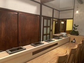 天ぷらと炭焼きワイン はかたあゆむの画像