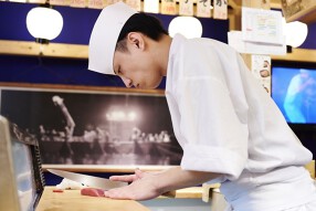 立ち寿司横丁 新宿西口店の画像