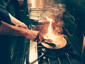 手作りピッツァ＆肉バル ビステッカ 垂水店の画像