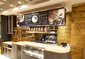 common cafe 新宿歌舞伎町店の画像