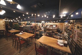 カフェ　ラ・ボエム　表参道の画像