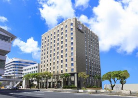 ザ・リバーサイド カフェ＆ダイニング（ダブルツリーbyヒルトン那覇）の画像