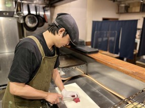 日本のお酒と馬肉料理うまえびすの画像