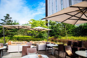 FOREST KITCHEN with Outdoor Livingの画像