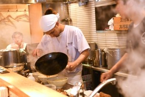 つじ田 福岡空港店の画像