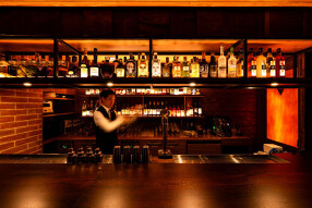 BAR THIRD PLACE LODGEの画像