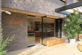  LIFULL Table の画像