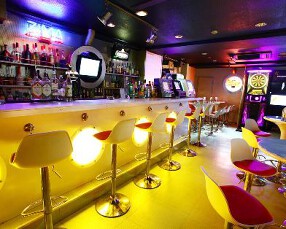 ＬＯＯＰ秋葉原　アミューズメント＆バーの画像